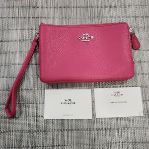 Handbag or purse like new,